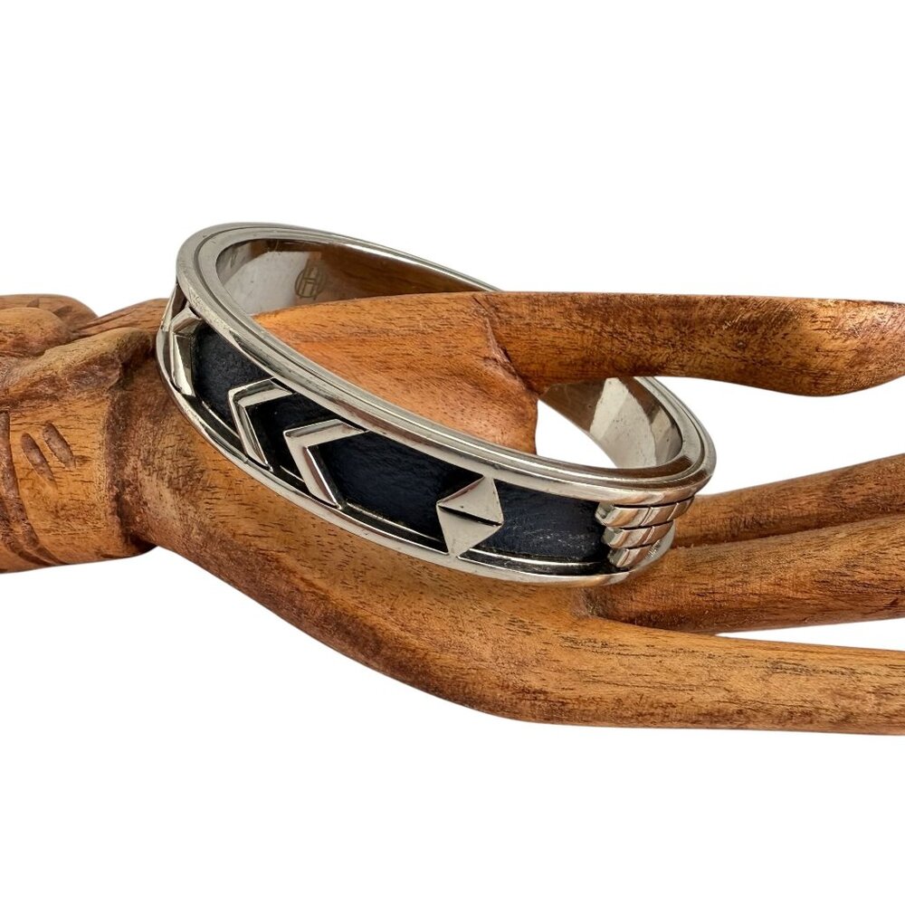 House Of Harlow Navy Blue Silver Tone Geometric Bangle Bracelet Modern